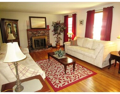 107 Woodside Rd, Franklin, MA 02038 - photo 4