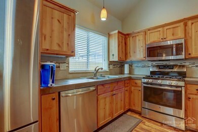 61345 Larry St, Bend, OR 97702 - photo 5