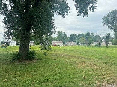 6 N Williams St, Westville, OK 74965 - photo 2