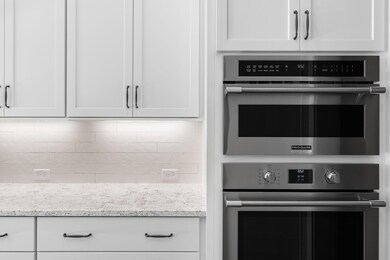 Daphne 21 kitchen #3