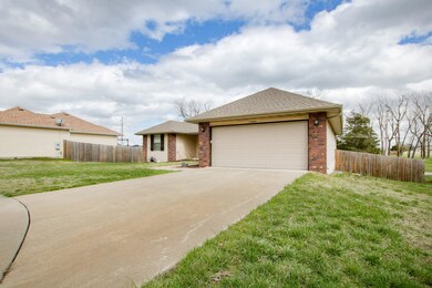 1462 Tomahawk Ave-23