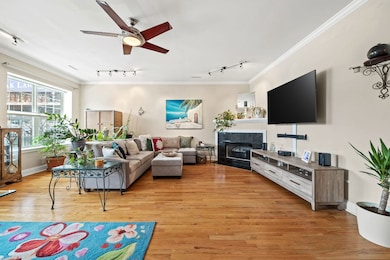 1801 W Addison St unit 1E, Chicago, IL 60613 - photo 3