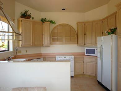 great Kitchen with all appliances