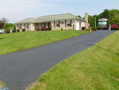 124 Honora Dr, Bear, DE 19701 - photo 2