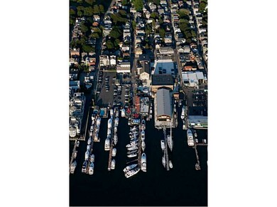 Aerial View. Short stroll to Tennis Hall of Fame,