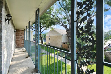 1617 W Sam Houston Pkwy S, Houston, TX 77042 - photo 4