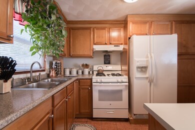 97 Morton St, Fall River, MA 02720 - photo 5