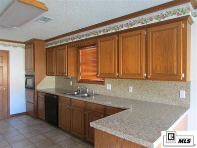 2023 Antares Dr, Bastrop, LA 71220 - photo 6