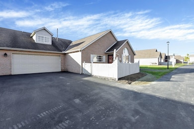 4997 Meadow Run Dr unit 4997, Hilliard, OH 43026 - photo 3