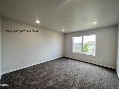 4517 47th St NW, Mandan, ND 58554 - photo 7