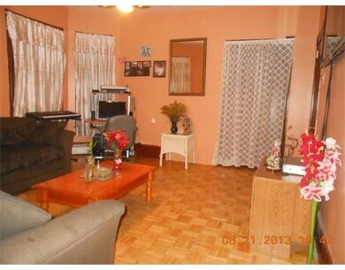 18 Wyman St, Lawrence, MA 01841 - photo 3