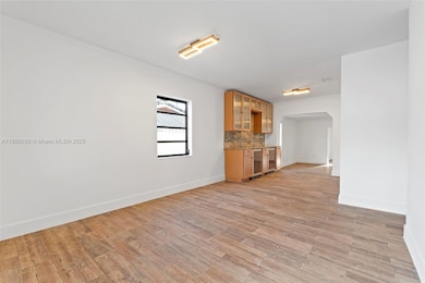 705 E 9th Ln, Hialeah, FL 33010 - photo 5