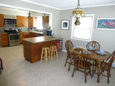 2122 Mellwood Ct, Toledo, OH 43613 - photo 4