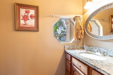 Entry 1/2 Bath