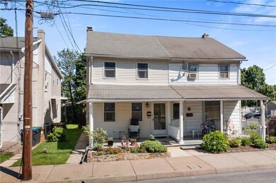 521 Furnace St, Emmaus, PA 18049 - photo 2