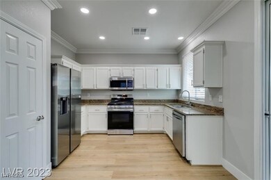 10553 Broadhead Ct, Las Vegas, NV 89135 - photo 2