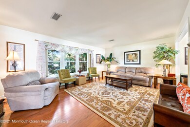 1807 Fanwood St, Oakhurst, NJ 07755 - photo 6