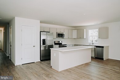 871 Mattox Ave, Colonial Beach, VA 22443 - photo 5