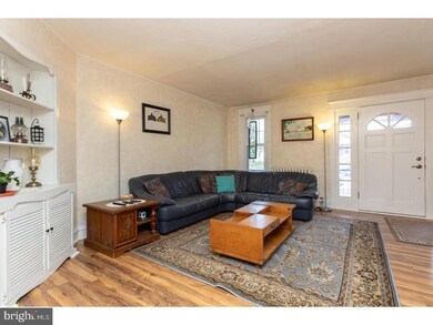 533 E Broad St, Souderton, PA 18964 - photo 5