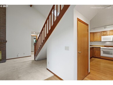 13310 SW Gallop Ct, Beaverton, OR 97008 - photo 4