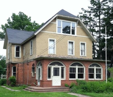 212 S Elm St, Three Oaks, MI 49128 - photo 7