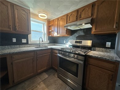 90 Spruce St unit 3, Providence, RI 02903 - photo 7