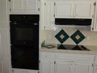 10433 Byway Dr, El Paso, TX 79935 - photo 7