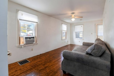 25 Park Square Ave, Riverside, RI 02915 - photo 6