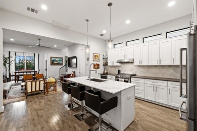 211 E 32nd St unit A, Houston, TX 77018 - photo 3