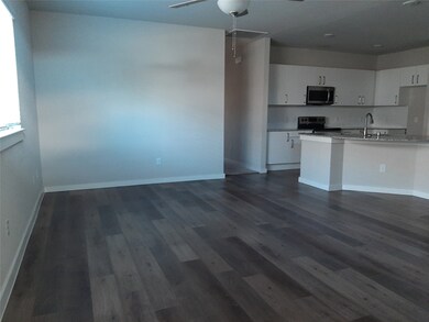 9728 Grosbeak Ln, Magnolia, TX 77354 - photo 3