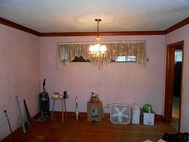 Living room with Hdwd floor..