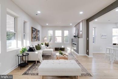 3501 Lynchester Rd, Baltimore, MD 21215 - photo 5