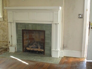 124 Jackson St, Hazlehurst, MS 39083 - photo 7