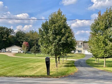 6080 Whalen Rd, Fitchburg, WI 53593 - photo 4