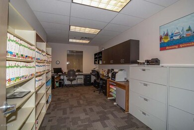 Front Office2