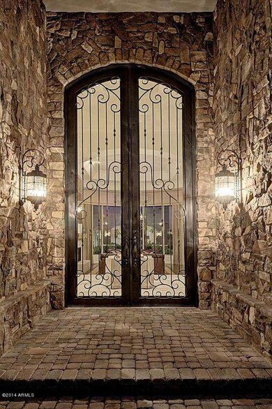 frontdoor2_700