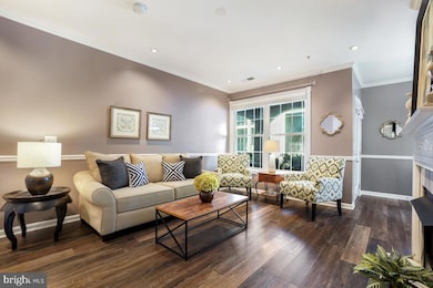 46622 Drysdale Terrace unit 100, Sterling, VA 20165 - photo 4