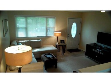 family room 3