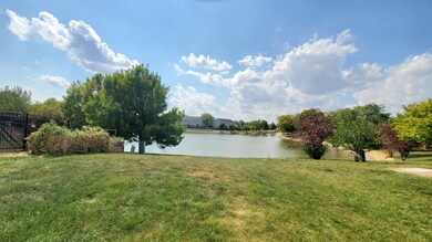 381 Wedgewood Cir, Lake In the Hills, IL 60156 - photo 4