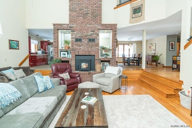 44 Scott Dr, Troy, NY 12180 - photo 3