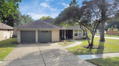 15411 Meadow Village Dr, Houston, TX 77095 - photo 2