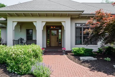 004-Front_View-1779652-medium