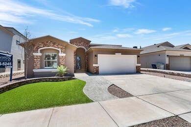 792 Pontop Hall St, El Paso, TX 79928 - photo 2