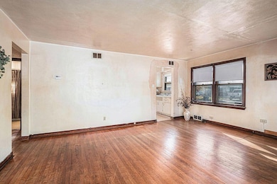 2636 Duluth St, Highland, IN 46322 - photo 6