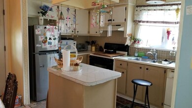 23 Aspen Cir, Rockland, MA 02370 - photo 3