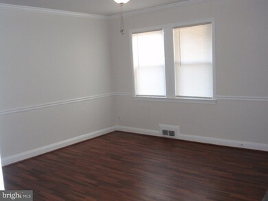 129 N Edgewood St, Baltimore, MD 21229 - photo 6