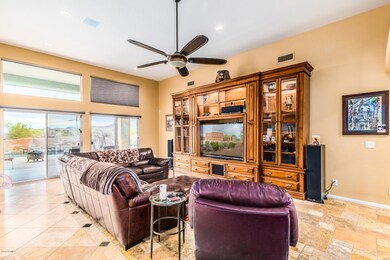 Great Room w/Soaring Ceilings