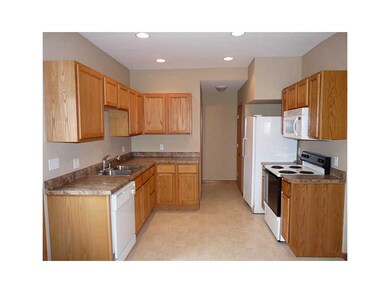 1700 6th Ave SE, Cedar Rapids, IA 52403 - photo 2