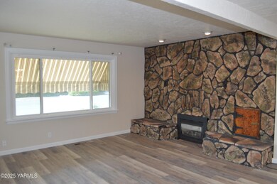 2801 4th St, Union Gap, WA 98903 - photo 3