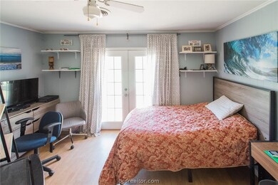 1504 Laura Ln unit CS, College Station, TX 77840 - photo 5